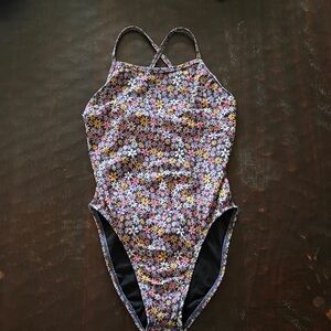 Jolyn One-Piece Tie-Back Daisy Print Size 26